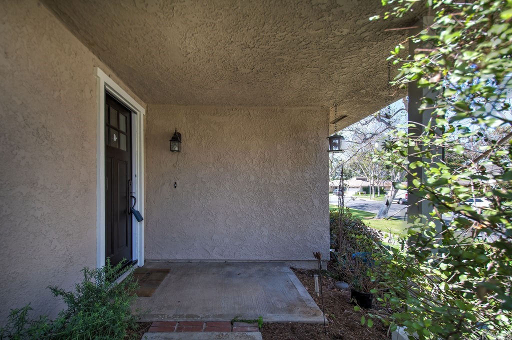 17241 Chestnut Irvine, CA 92612 - Photo 5 of 66