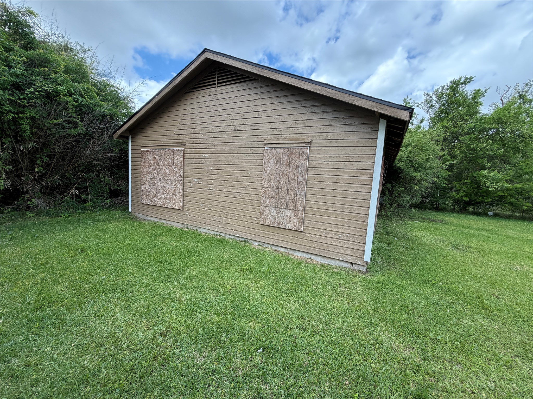 2110 Leight Street Beaumont, TX 77703 - Photo 4 of 5