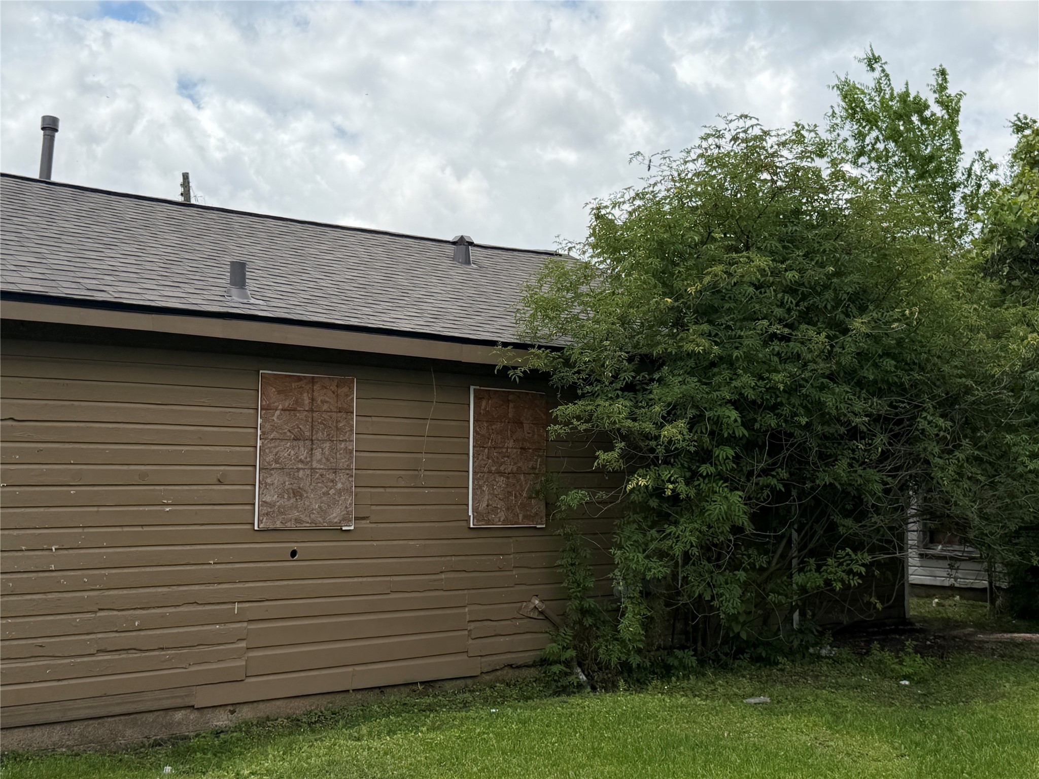 2110 Leight Street Beaumont, TX 77703 - Photo 5 of 5