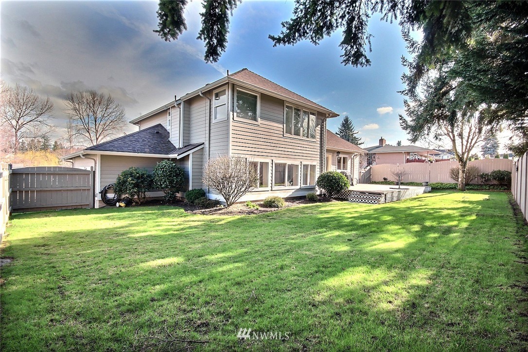 2115 Jones Avenue Northeast Renton, WA 98056 - Photo 21 of 25 Gallery Image 21