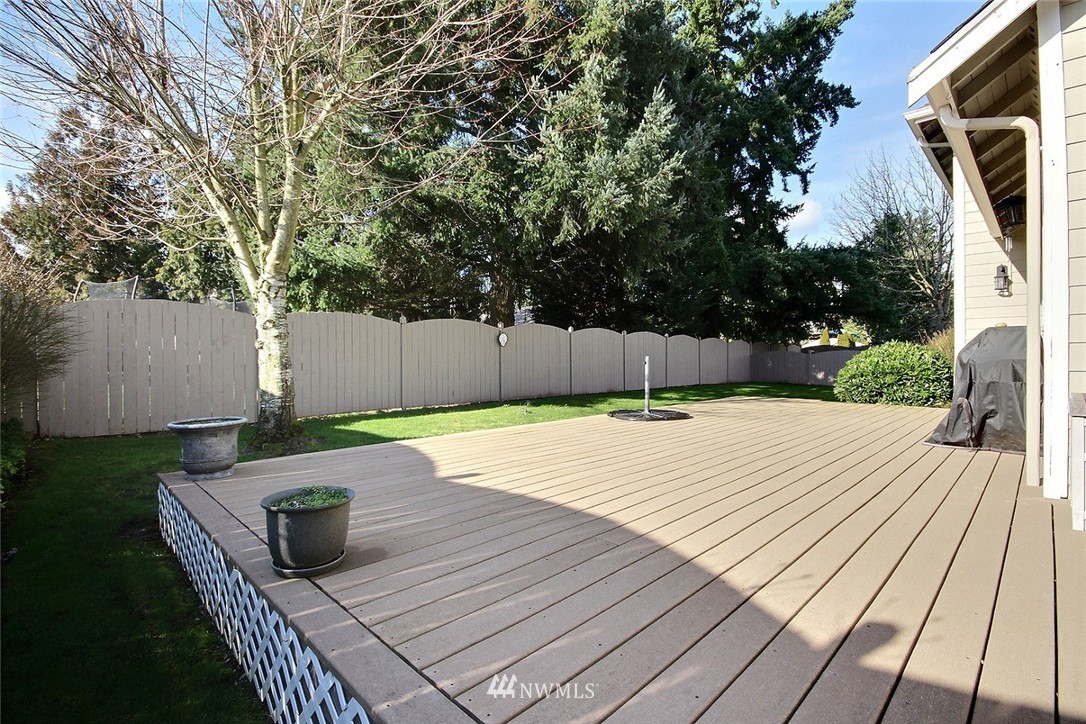 2115 Jones Avenue Northeast Renton, WA 98056 - Photo 24 of 25 Gallery Image 24