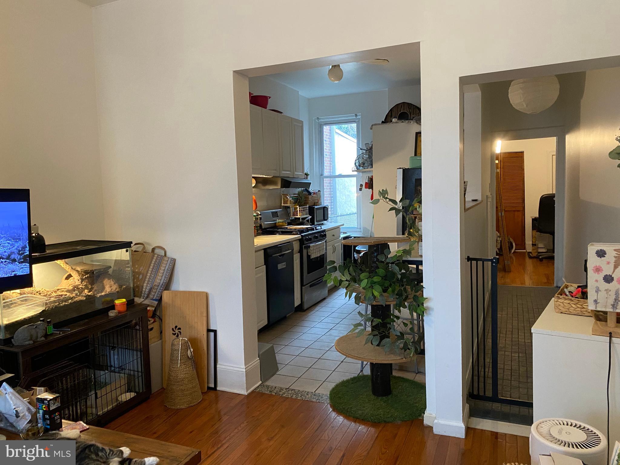 4169 Ridge Avenue Philadelphia, PA 19129 - Photo 8 of 43 Gallery Image 8
