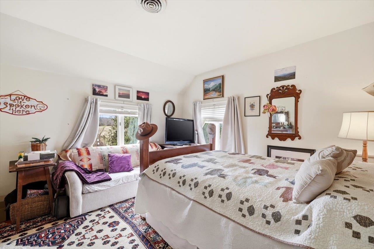 1120 Kingsway Road Afton, VA 22920 - Photo 20 of 44