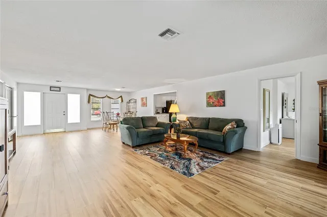 $450,000 | 3611 22nd Avenue West, Bradenton, FL 34205