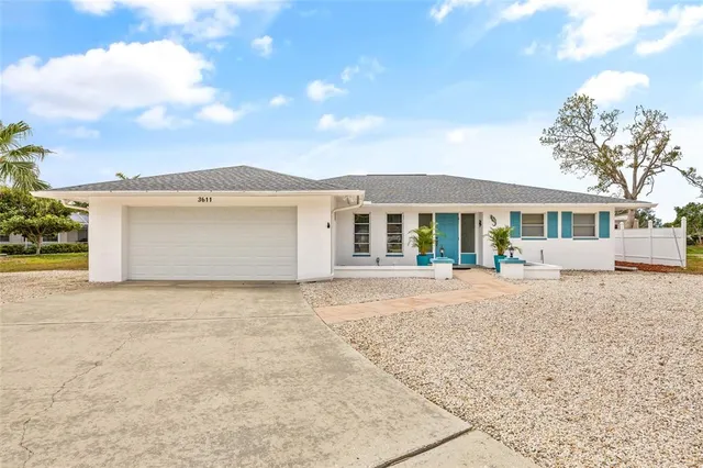 $450,000 | 3611 22nd Avenue West, Bradenton, FL 34205