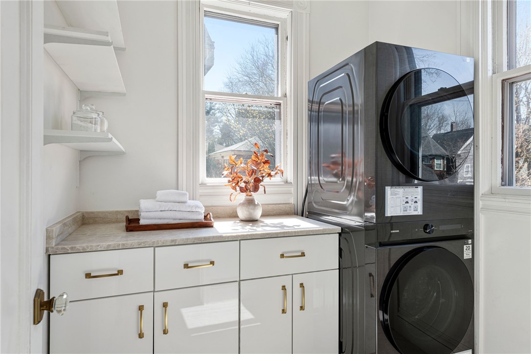 164 Prospect Street Providence, RI 02906 - Photo 19 of 48 Main Unit - Laundry