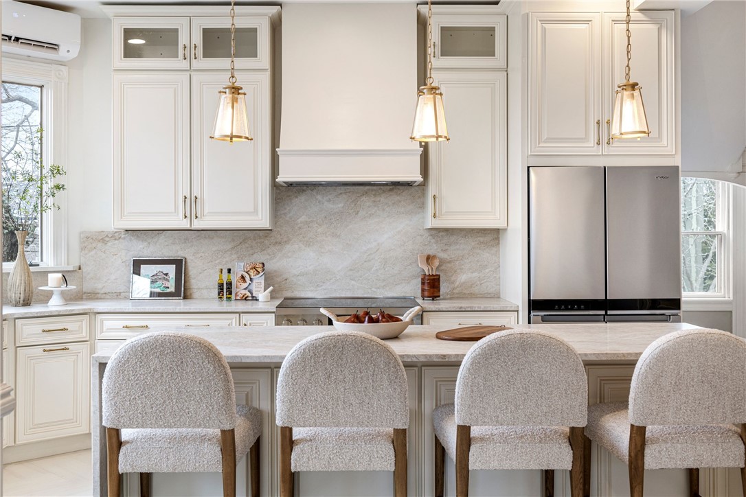 164 Prospect Street Providence, RI 02906 - Photo 6 of 48