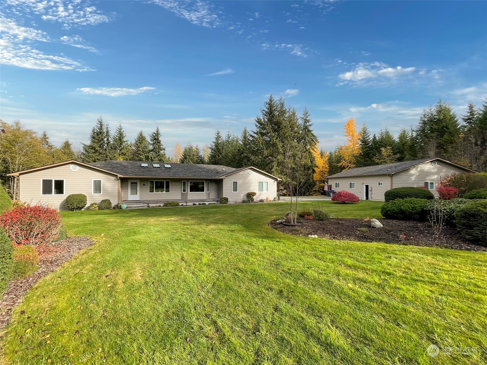 61 Sunny Dell Lane Sequim, WA 98382 - Photo 4 of 40 a front view of house with yard and green space