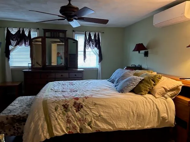 $589,900 | 14 A Reed Street, Londonderry, NH 03053