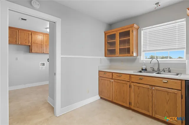 $375,000 | 3752 Farm To Market 77, Nixon, TX 78140