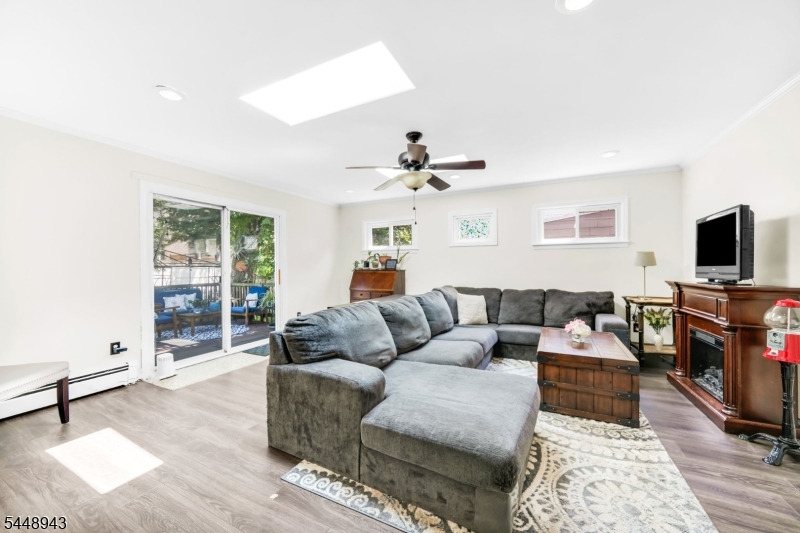 473 Whitewood Road Union, NJ 07083 - Photo 9 of 24
