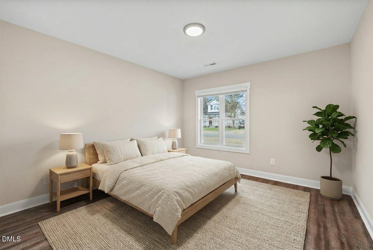 402 Poplar Street Graham, NC 27253 - Photo 12 of 48 15-402 Poplar St Virtually Staged