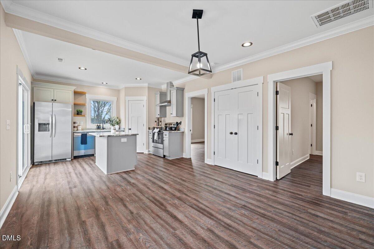 402 Poplar Street Graham, NC 27253 - Photo 19 of 48 22-402 Poplar St