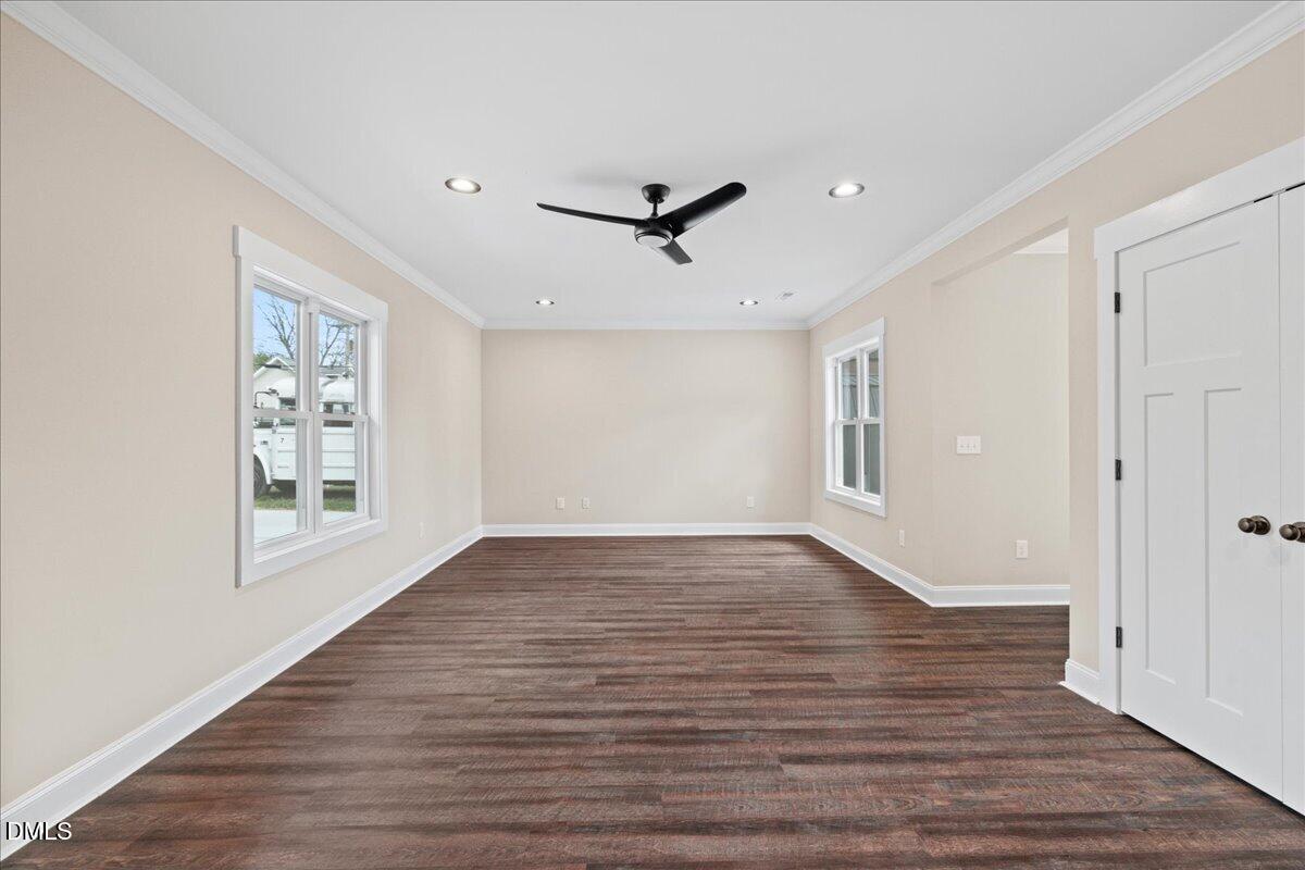 402 Poplar Street Graham, NC 27253 - Photo 9 of 48 11-402 Poplar St