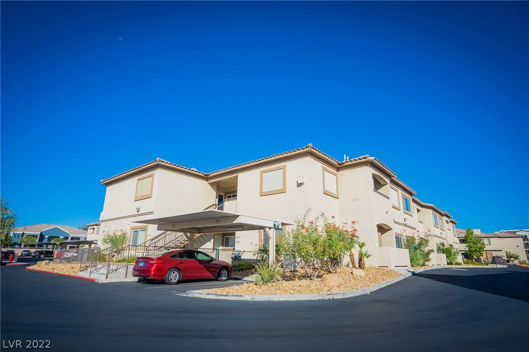 8725 West Flamingo Road, Unit 237 Las Vegas, NV 89147 - Photo 3 of 31 Gallery Image 3