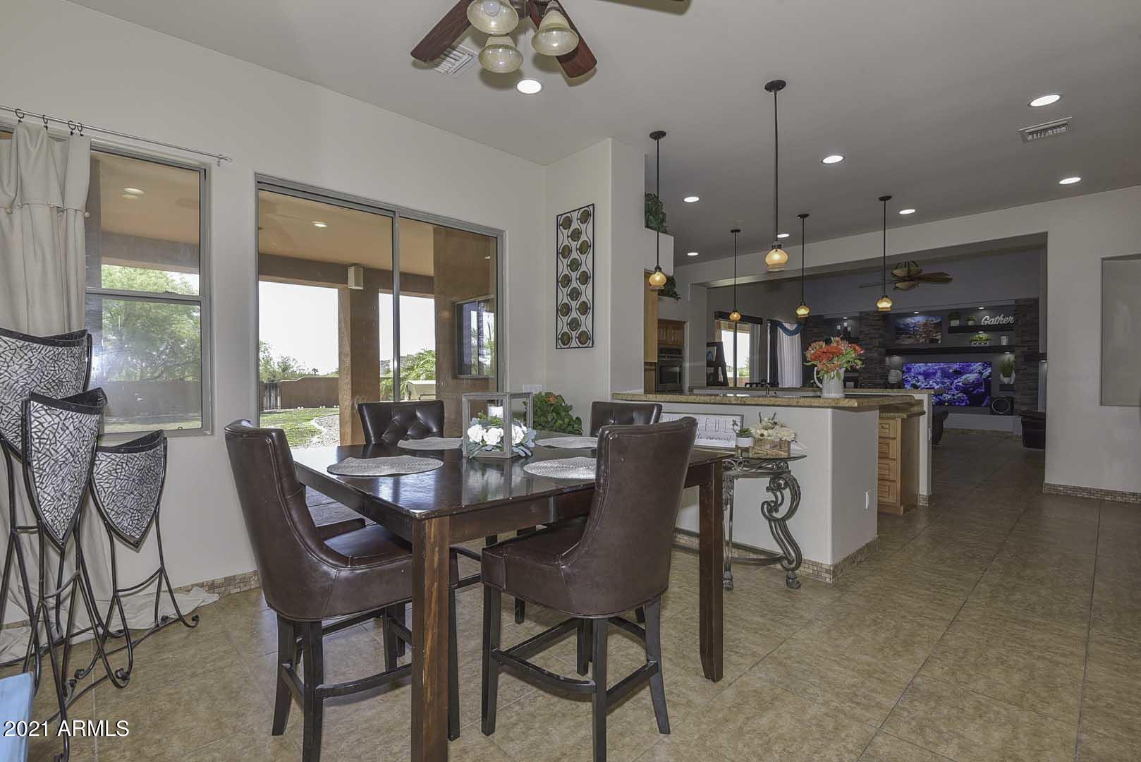 2415 West Tanya Road Phoenix, AZ 85086 - Photo 29 of 55 Breakfast Room-Kitchen