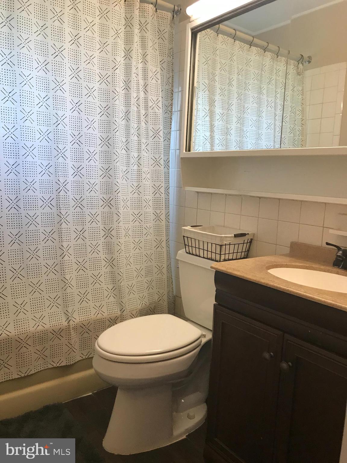 39 Broadleaf Road Levittown, PA 19057 - Photo 24 of 27 Gallery Image 24