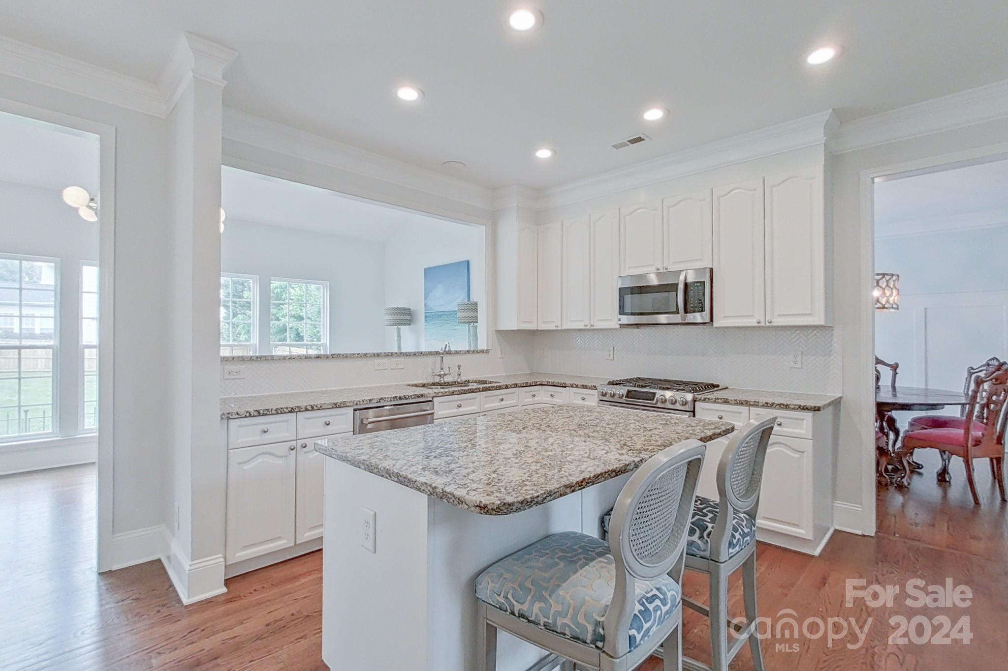 3304 Strawberry Road Matthews, NC 28104 - Photo 17 of 48 Gallery Image 17