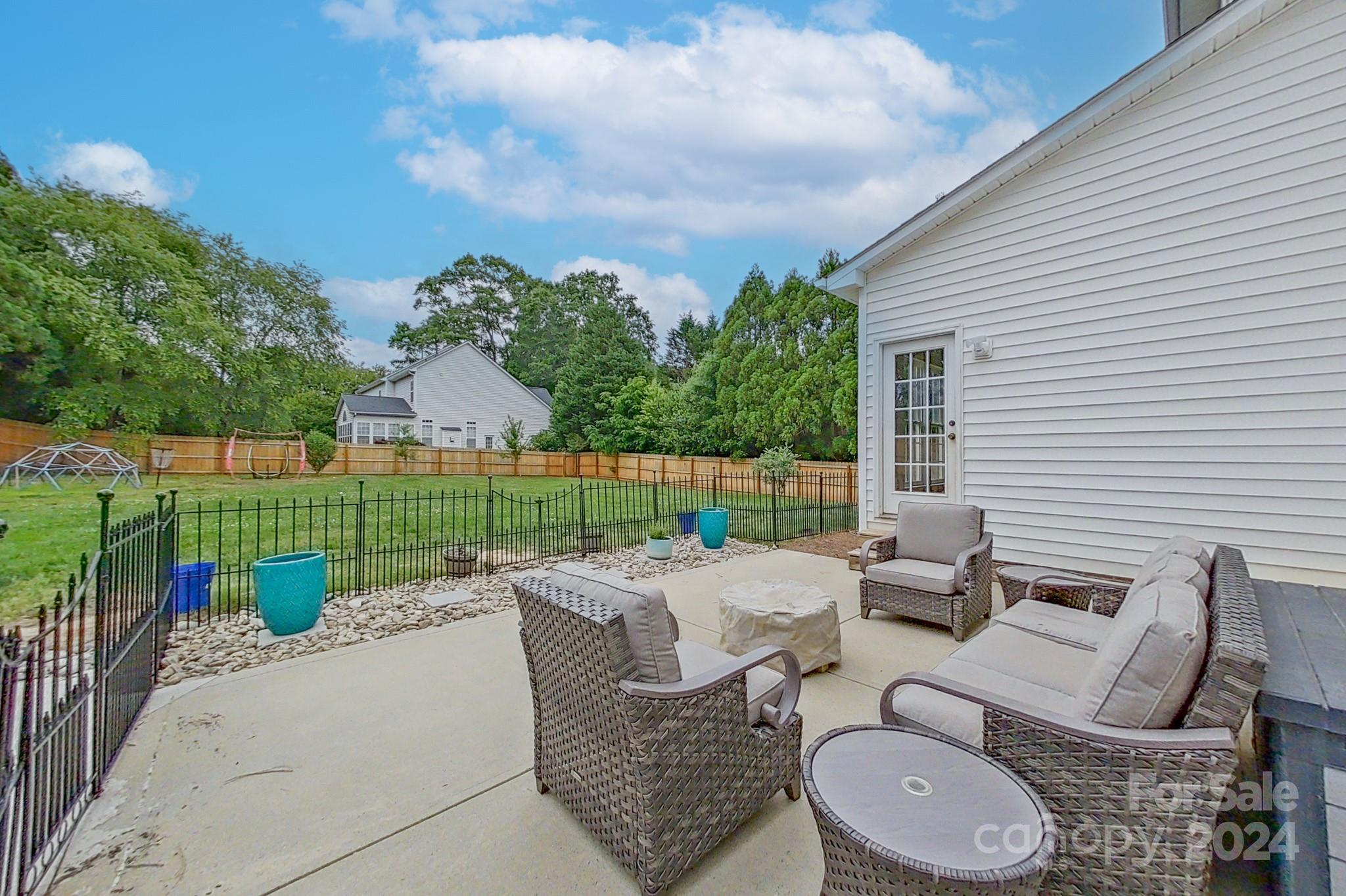 3304 Strawberry Road Matthews, NC 28104 - Photo 47 of 48 Gallery Image 47