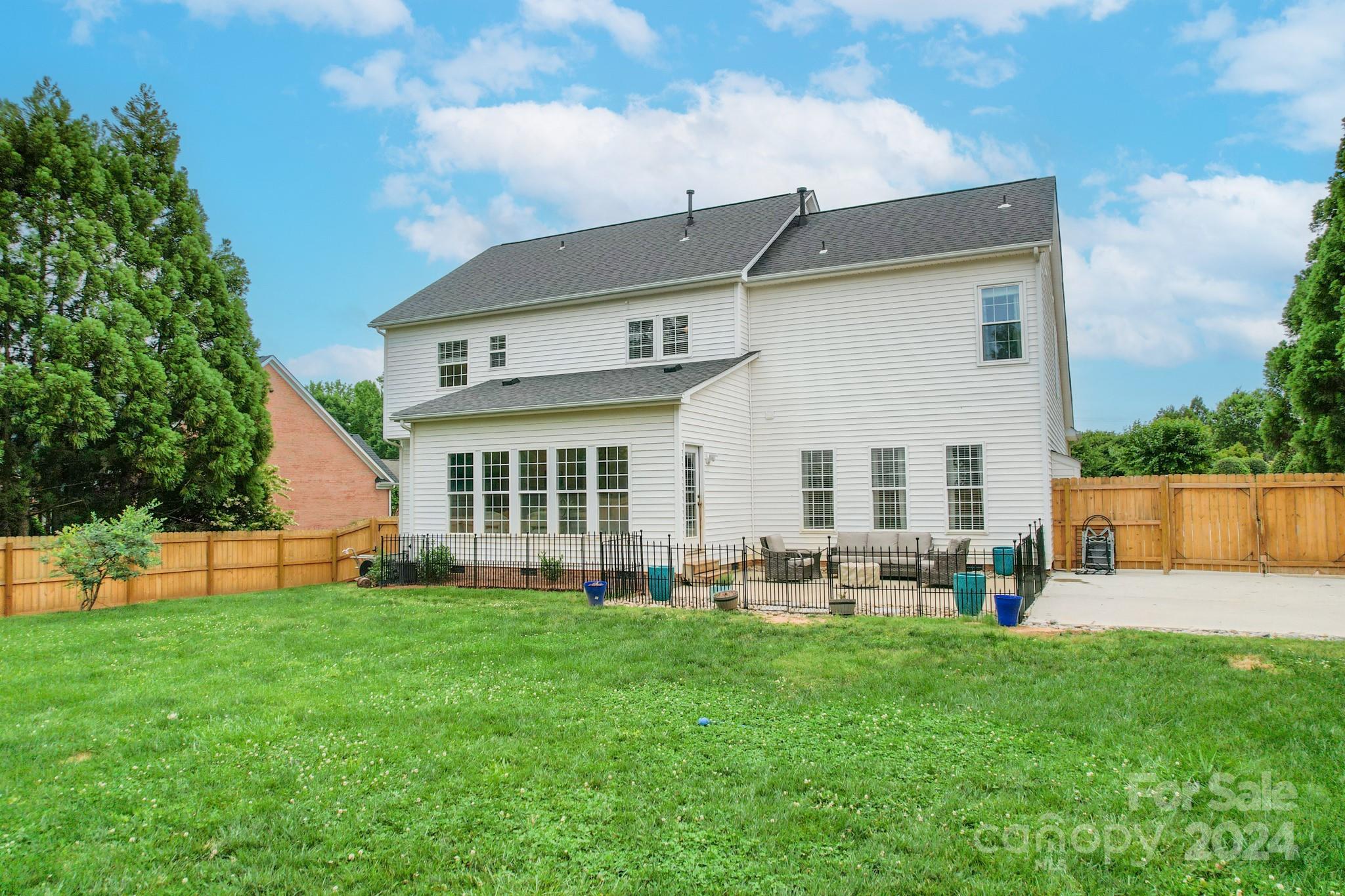 3304 Strawberry Road Matthews, NC 28104 - Photo 48 of 48 Gallery Image 48