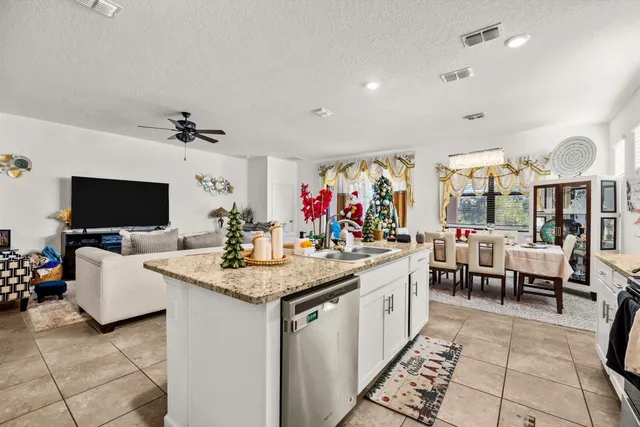 $3,000 | 6545 Northwest Oaklawn Way Port, Port St. Lucie, FL 34983