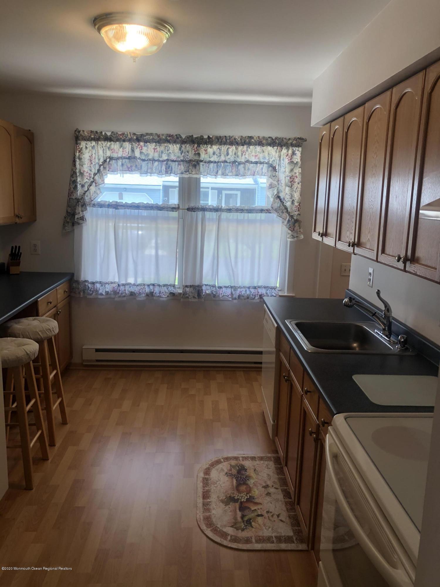 8 Berry Hill Road, Unit 72 Whiting, NJ 08759 - Photo 3 of 27 AF8C18C6-C0B1-4927-AD08-E03A5A4B808C