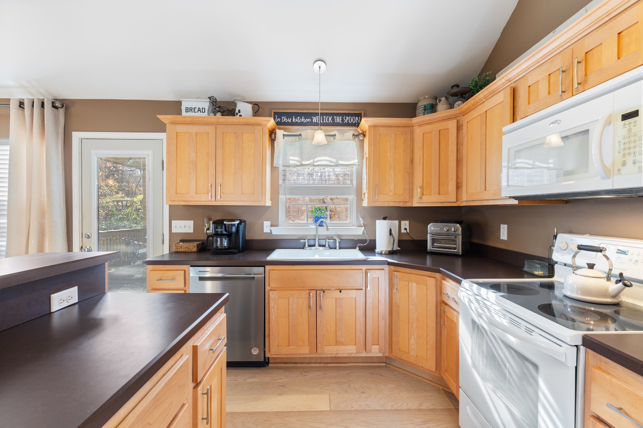 903 Nancy Shawl Road Dickson, TN 37055 - Photo 6 of 37 Gallery Image 6