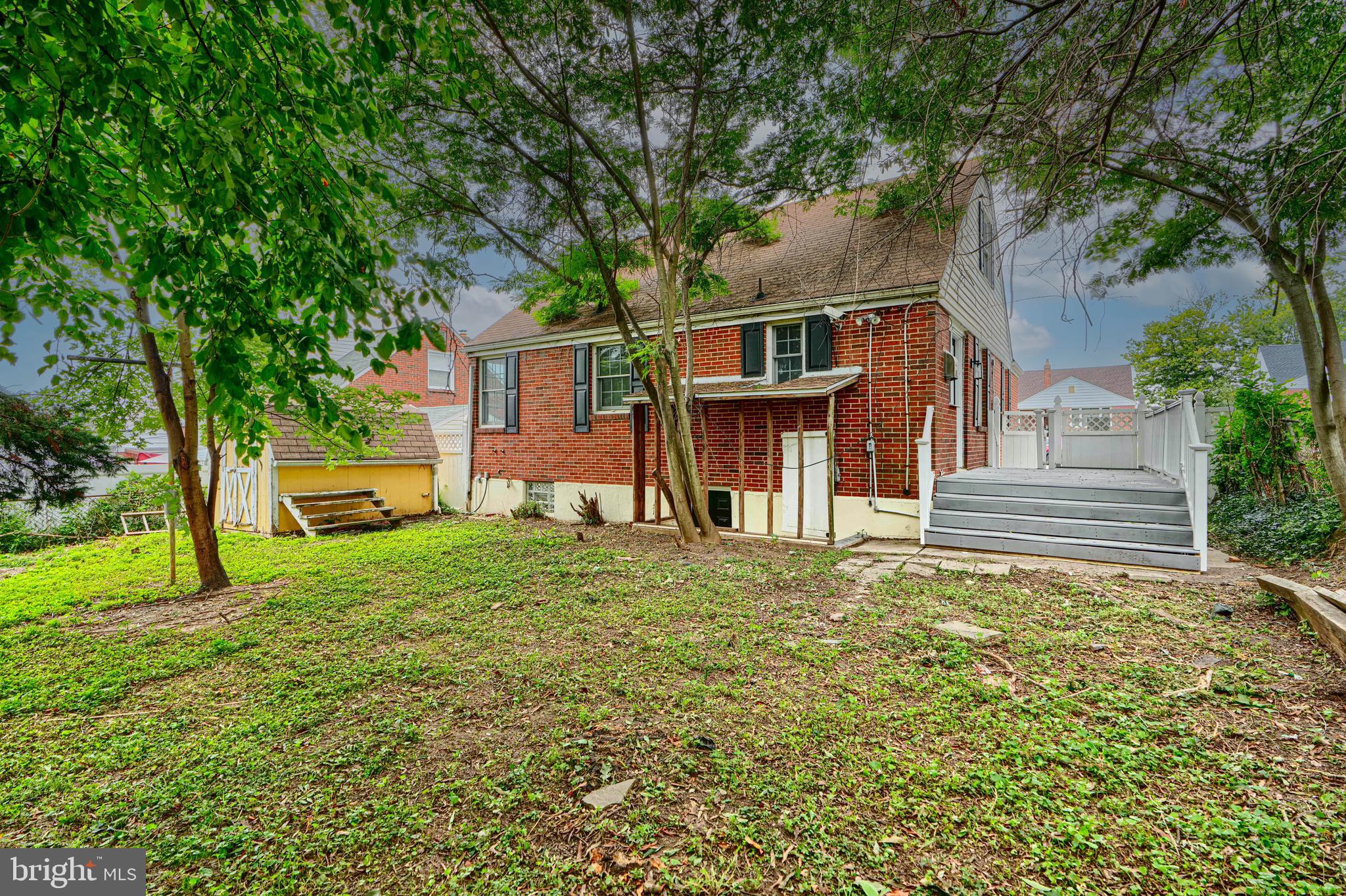 1813 Weyburn Road Baltimore, MD 21237 - Photo 37 of 39 front view of a house with a yard