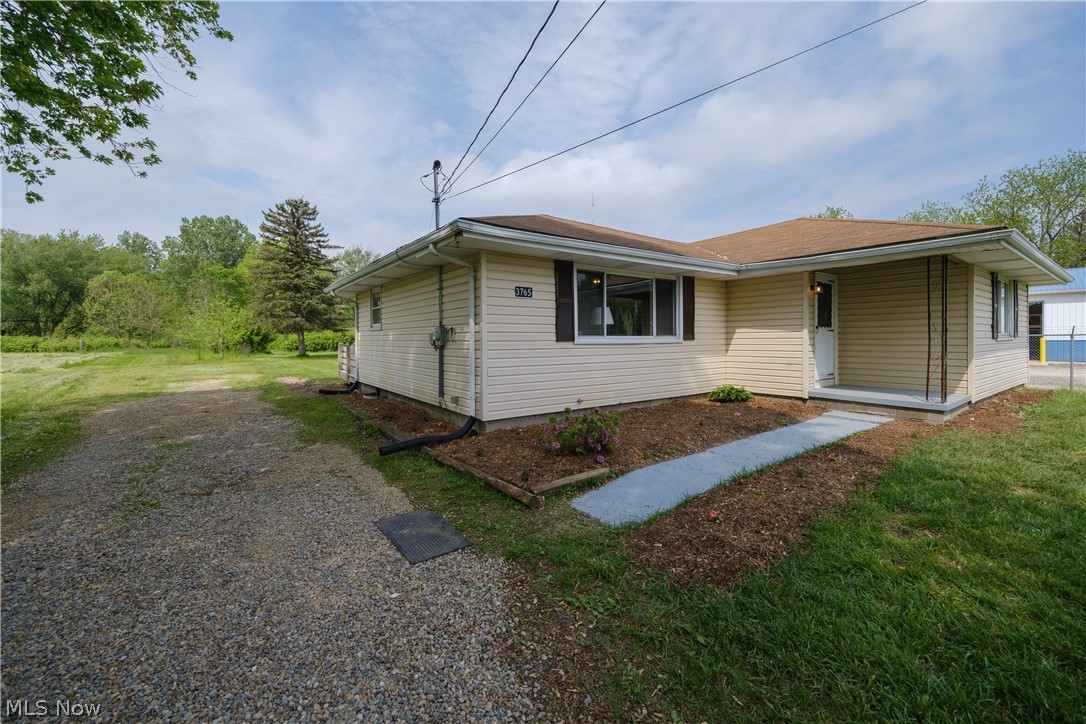 3765 Summit Road Barberton, OH 44203 - Photo 19 of 22