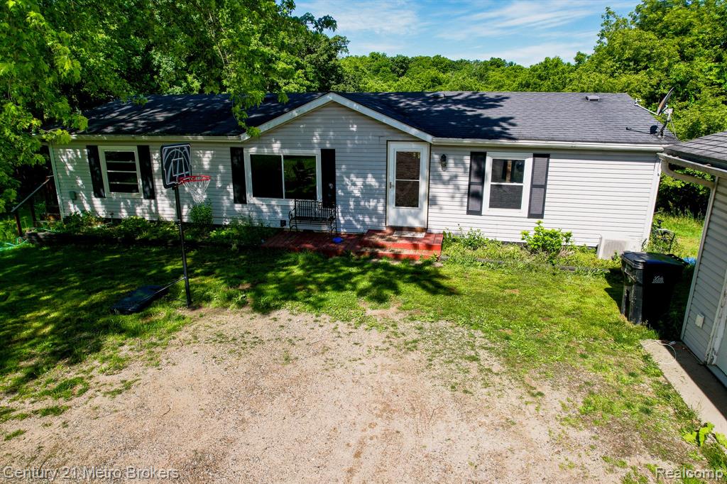 6100 Otis Lake Road Delton, MI 49046 - Photo 2 of 30