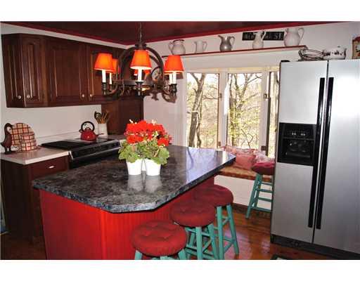 118 Forest Grove Road Coraopolis, PA 15108 - Photo 3 of 18 Kitchen.