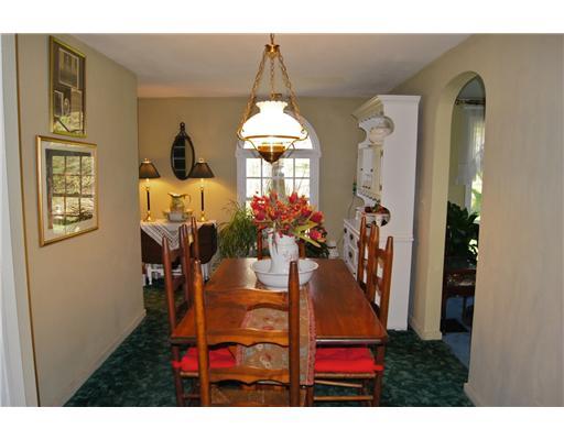 118 Forest Grove Road Coraopolis, PA 15108 - Photo 4 of 18 Dining Room. with Palladium Window