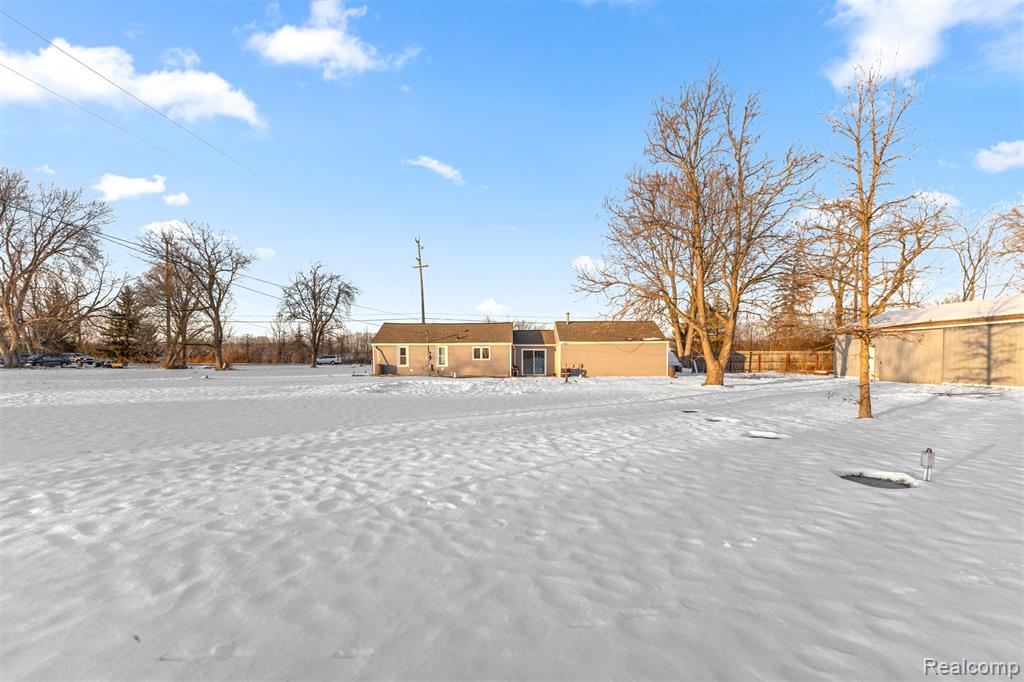 50001 Geddes Road Canton, MI 48188 - Photo 10 of 41