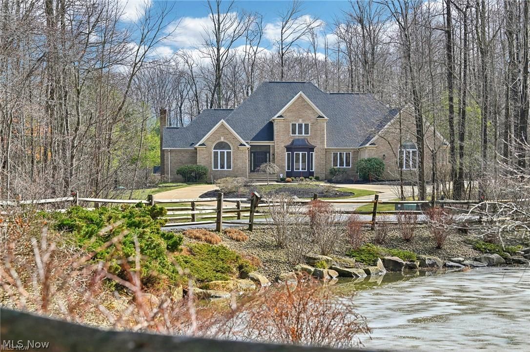 8215 Eagle Ridge Drive Painesville, OH 44077 - Photo 1 of 49