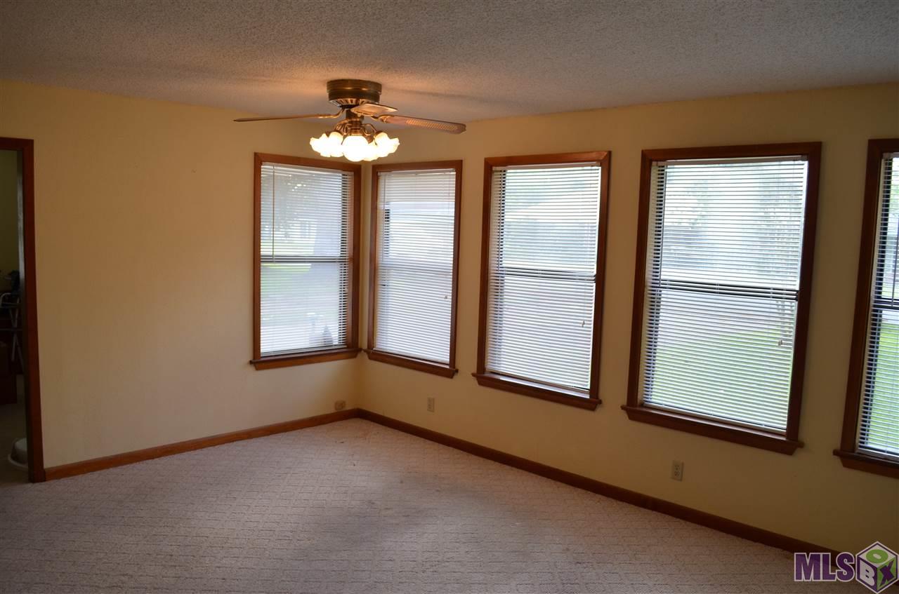 822 East Rome Street Gonzales, LA 70737 - Photo 9 of 12 Gallery Image 9