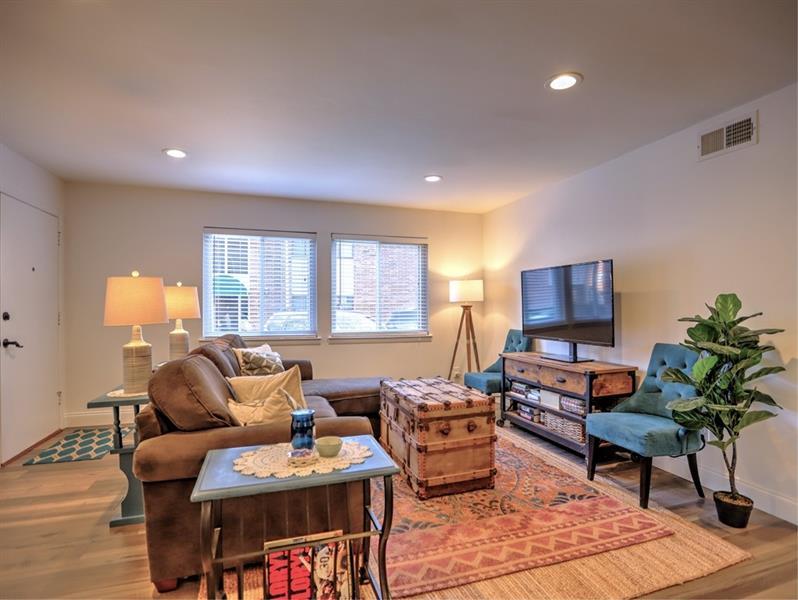 4266 Roswell Road, Unit K1 Atlanta, GA 30342 - Photo 1 of 1 THIS SPACIOUS OPEN CONCEPT HOME GLOWS WITH NATURAL LIGHT AND EASE OF ENTERTAINING FRIENDS AND FAMILY. NEW RECESSED LIGHTING, FRESH PAINT AND MODERN FLOORING COMPLIMENT THE SPACE PERFECTLY.