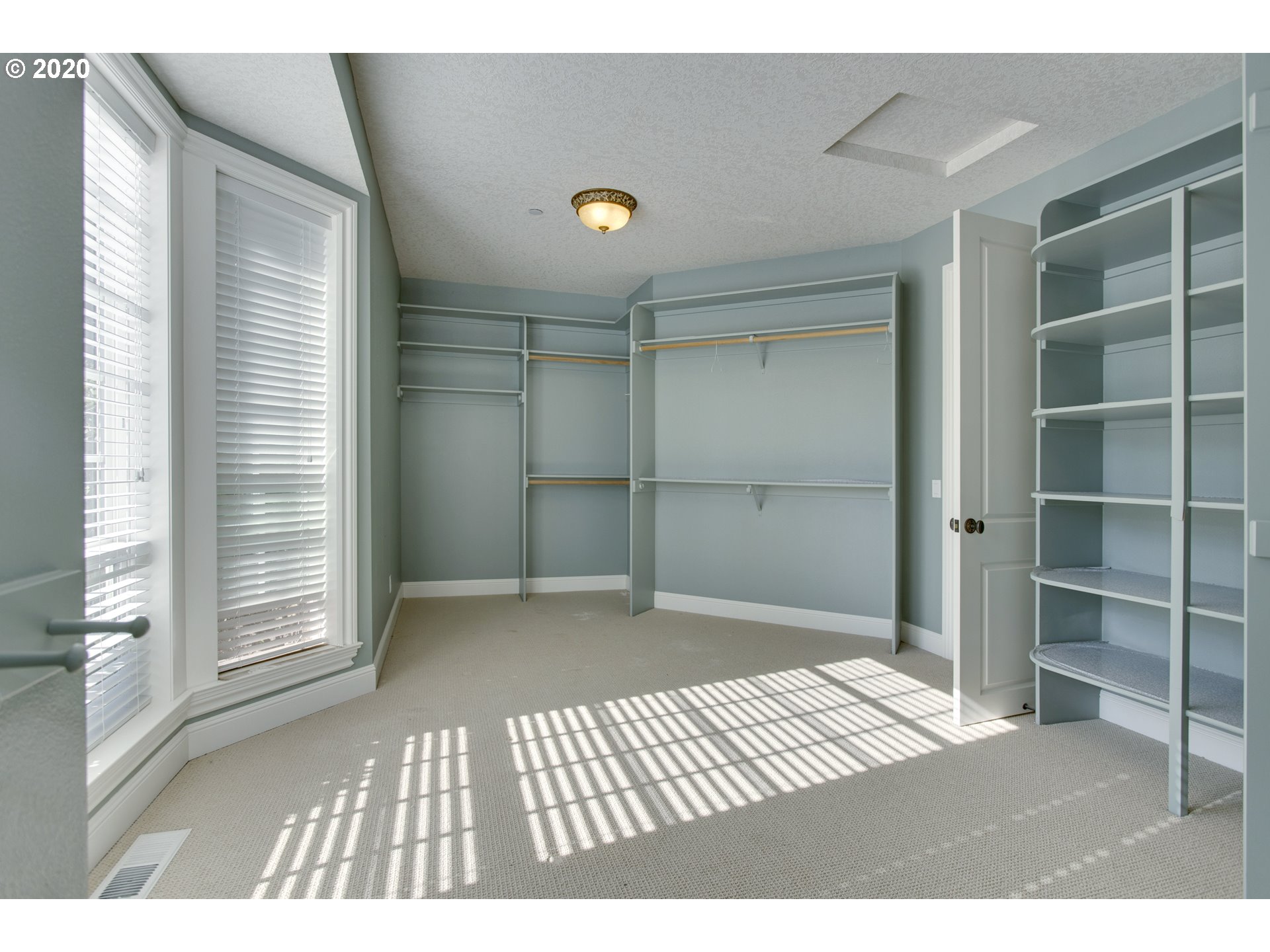 24700 Southwest Labrousse Road Sherwood, OR 97140 - Photo 11 of 32