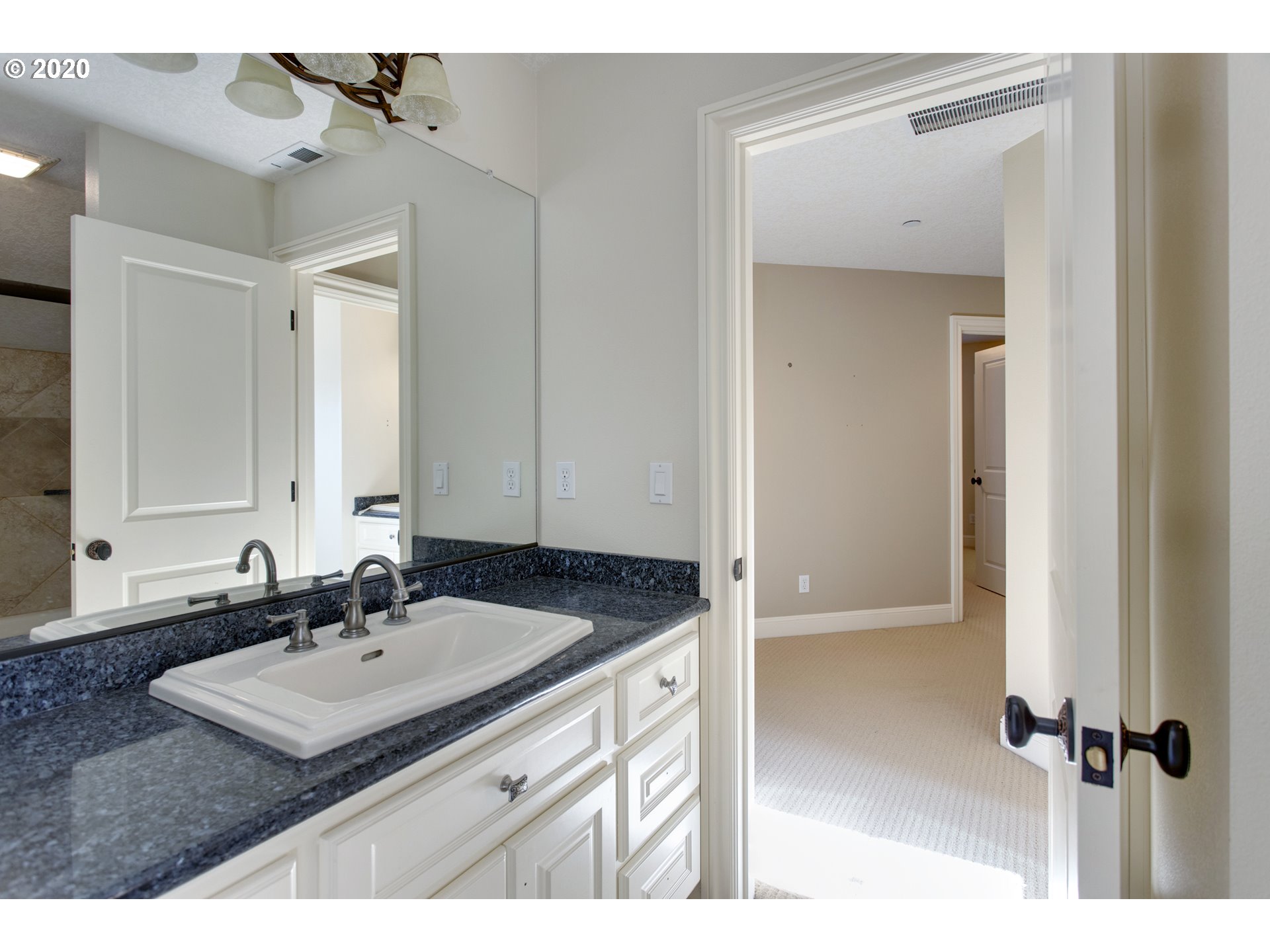 24700 Southwest Labrousse Road Sherwood, OR 97140 - Photo 18 of 32