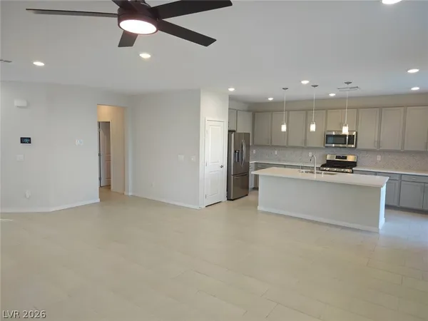 $2,999 | 6614 Palmer Crest Street, North Las Vegas, NV 89086