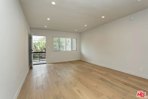 $1,995 | 11680 Ohio Avenue, Unit 202, Los Angeles, CA 90025
