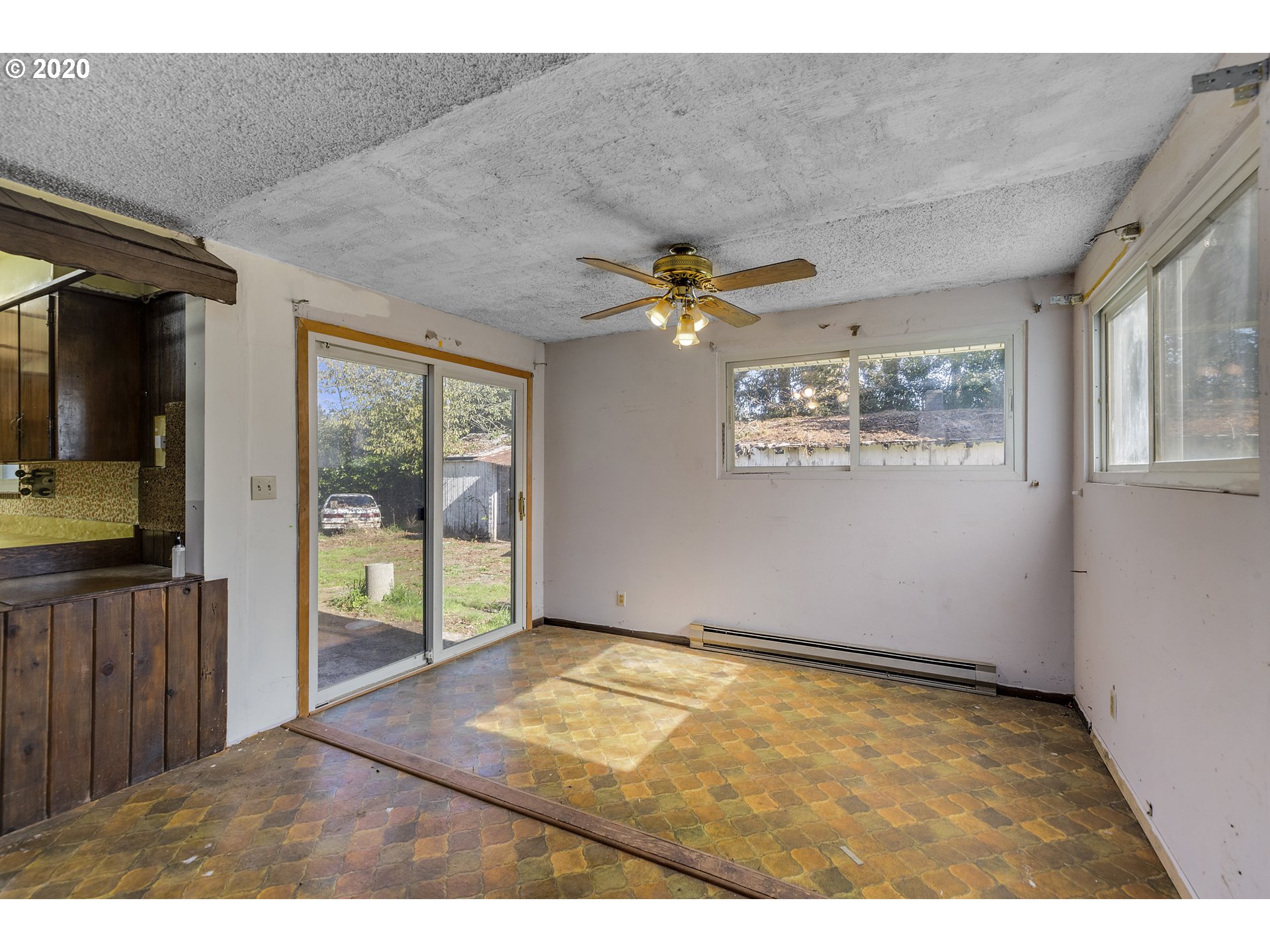 12521 South Oak Grove Road Canby, OR 97013 - Photo 4 of 27 Gallery Image 4