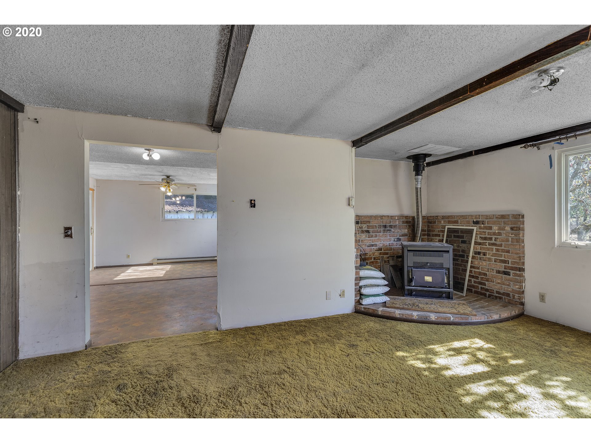 12521 South Oak Grove Road Canby, OR 97013 - Photo 7 of 27 Gallery Image 7