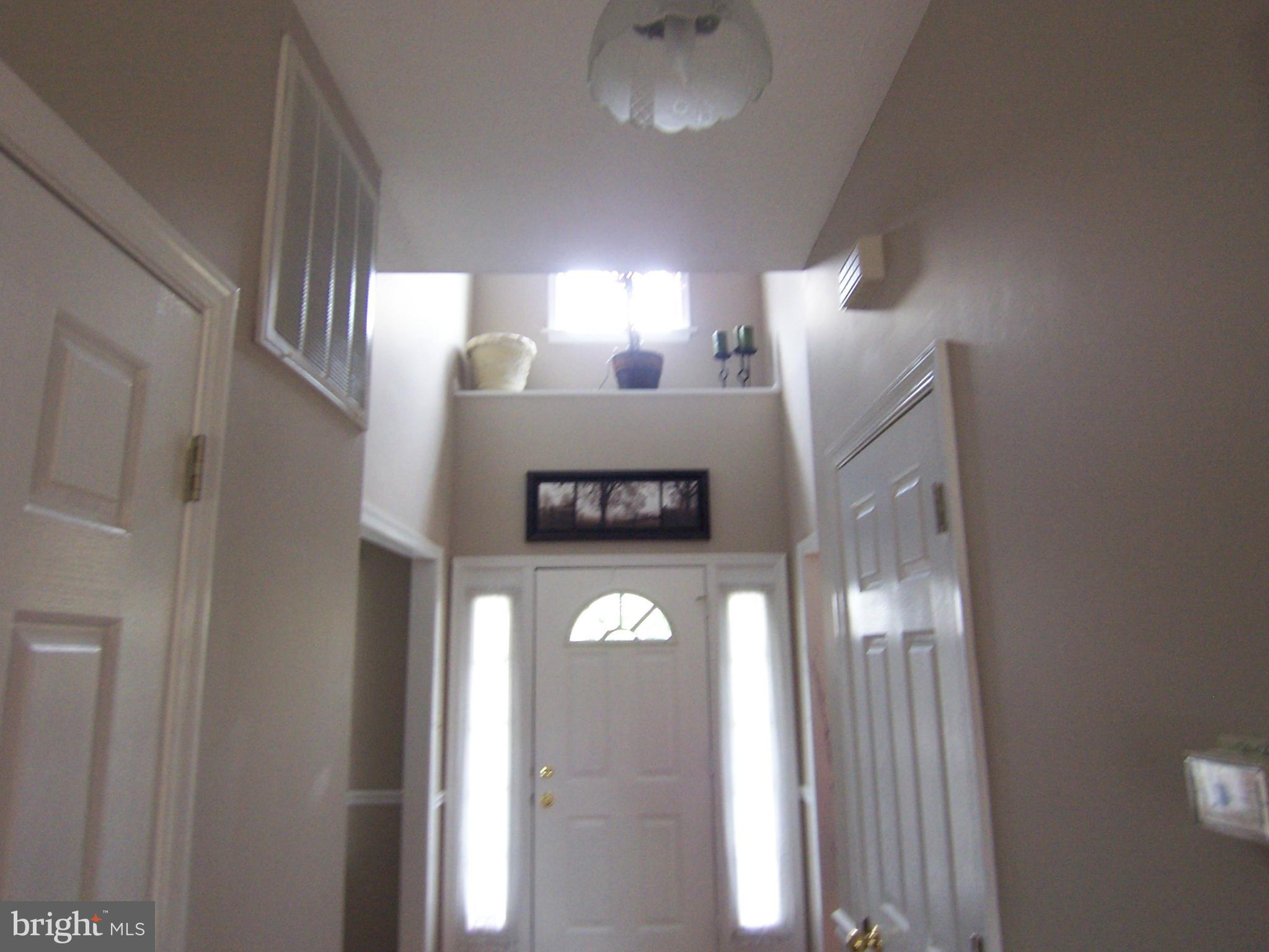 123 Canyon Road Winchester, VA 22602 - Photo 4 of 29 Interior (General)