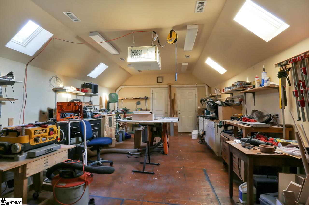 105 Bell Road Greenville, SC 29607 - Photo 26 of 35 Den, Art Room or Workshop