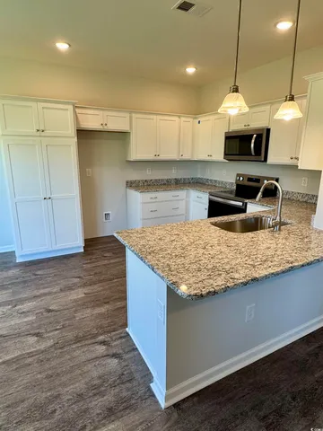 $279,900 | 594 Shallow Cv Drive, Conway, SC 29527