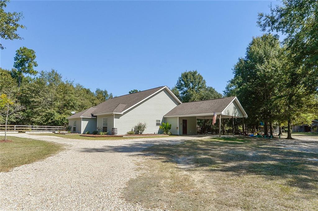 62021 Shady Pine Road Lacombe, LA 70445 - Photo 3 of 25 Gallery Image 3