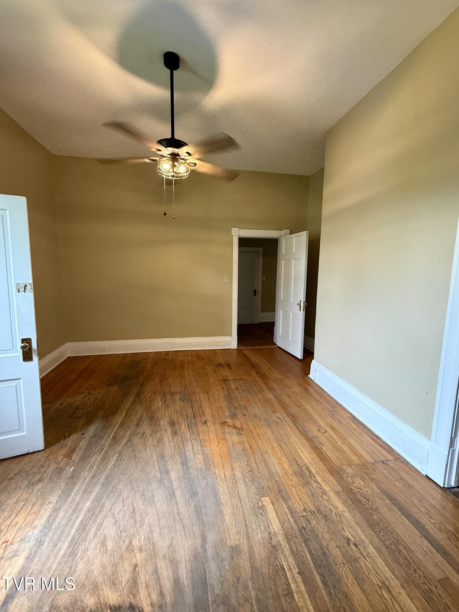 234 Solar Street, Unit 101 Bristol, VA 24201 - Photo 15 of 22 IMG_0196