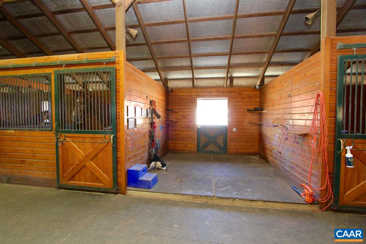 6080-6082 Amicus Road Ruckersville, VA 22968 - Photo 10 of 22 a view of empty room with painted walls