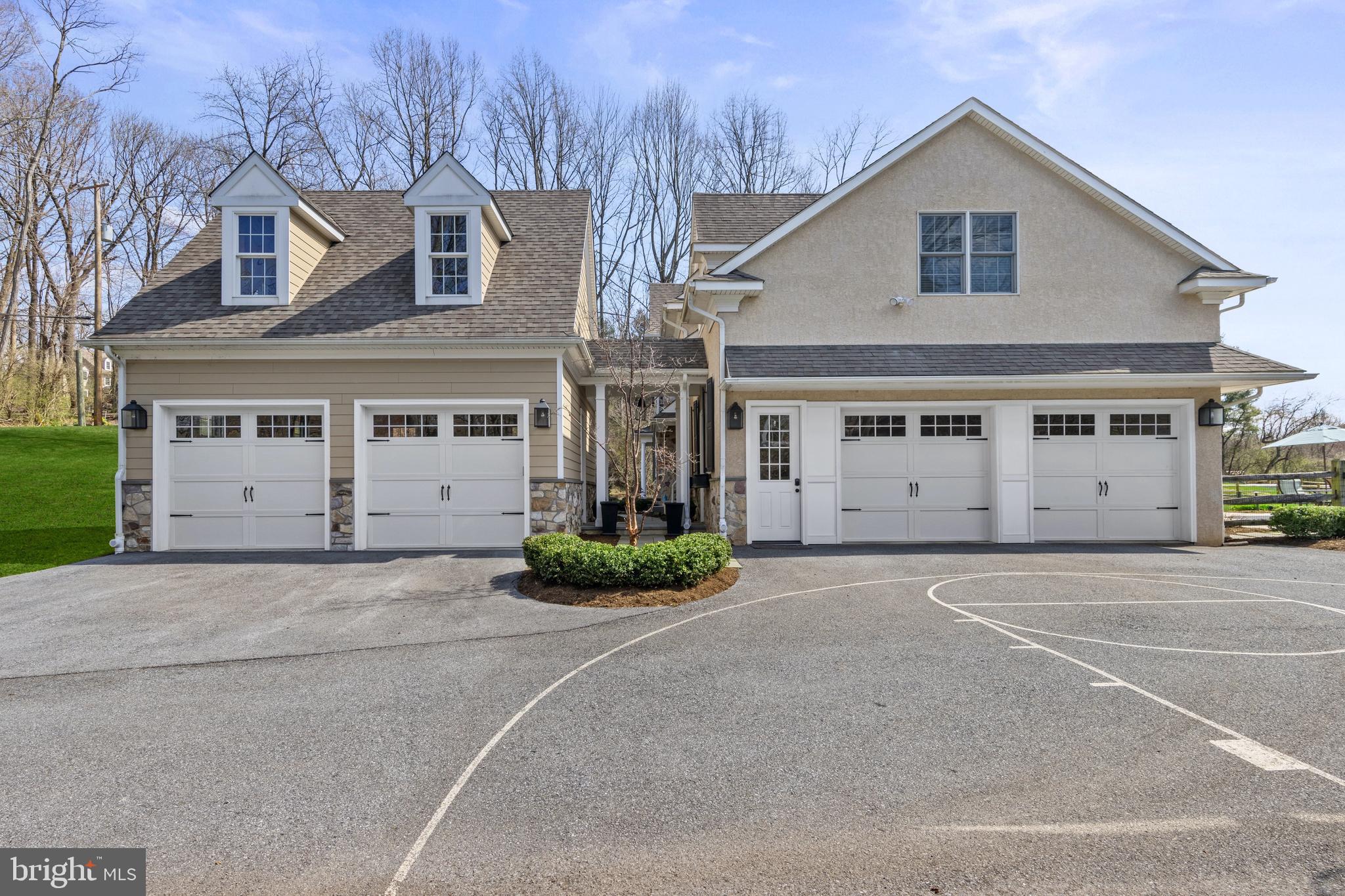 222 Dutton Mill Road West Chester, PA 19382 - Photo 4 of 49 Attached and detached garage bays