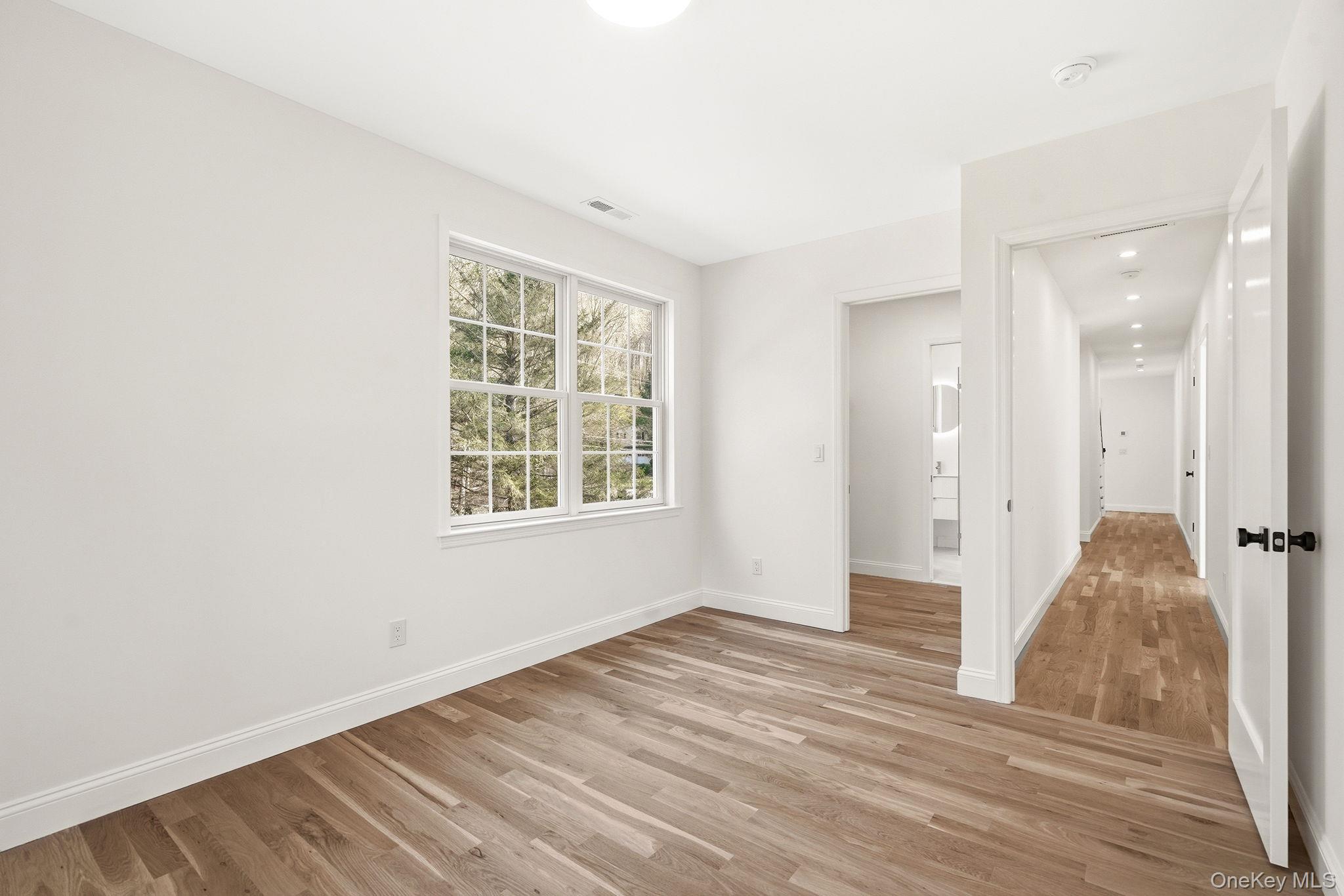 217 Greenwich Road Bedford, NY 10506 - Photo 27 of 45 Bedroom with en suite